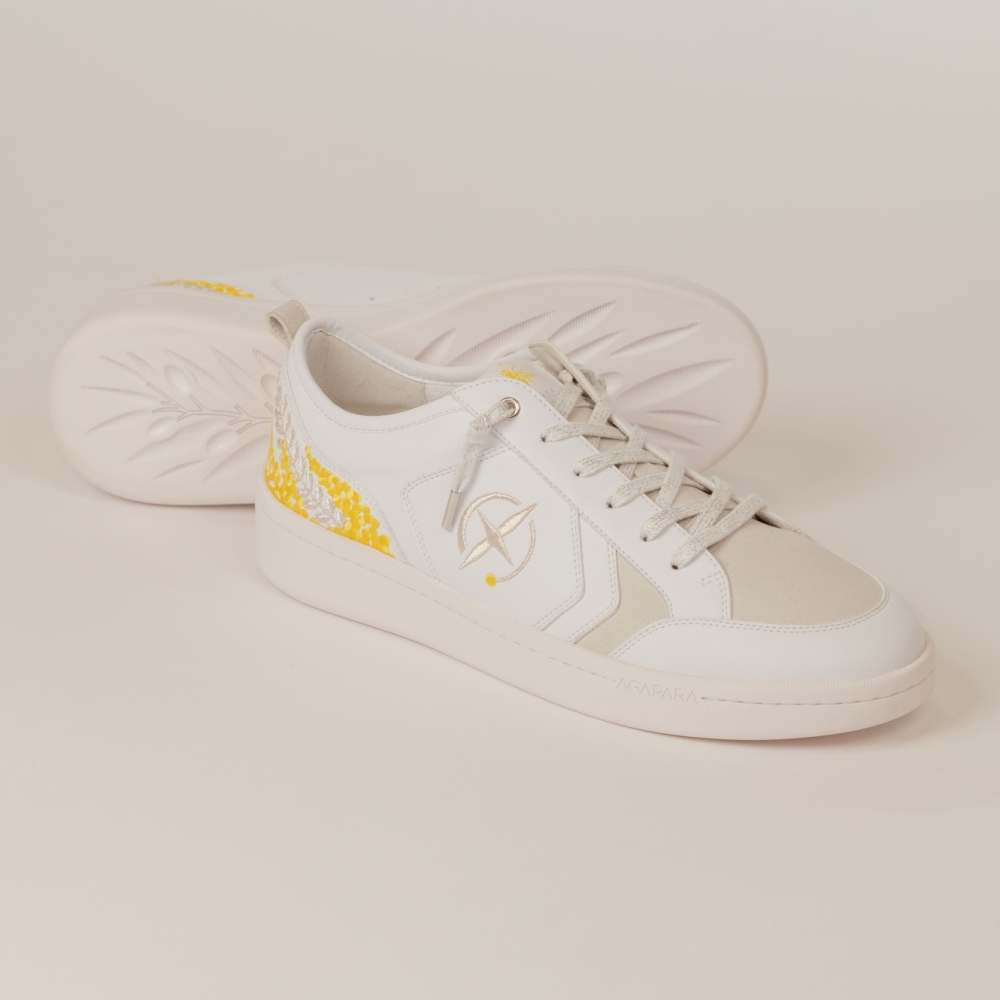 Lace - white & silver Agapara