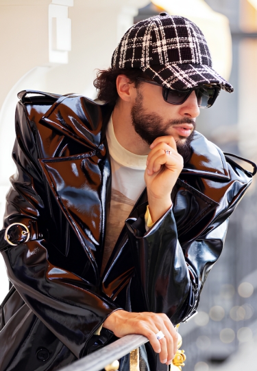 Agapara x Blush Éditions x Sofiane Pamart – Un shooting entre force créative et élégance urbaine